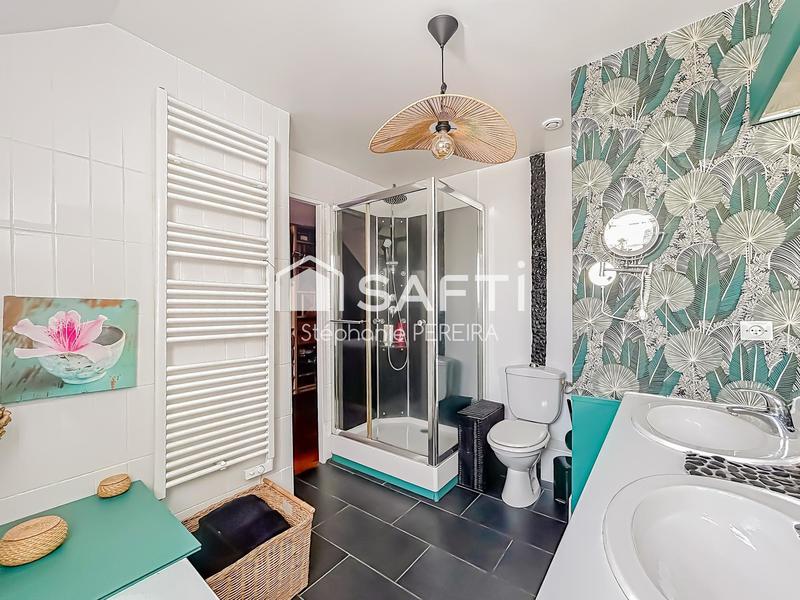 Maison - 145 m² - 7 pièces