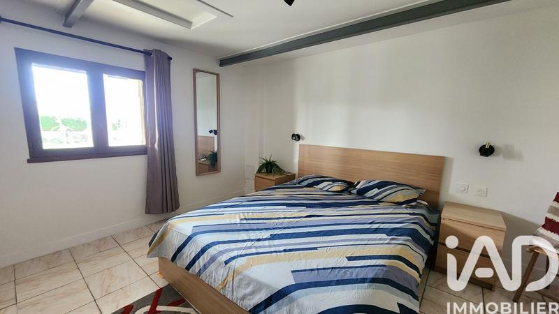 Maison - 235 m² - 10 pièces