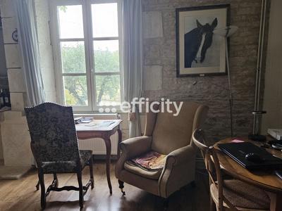 Maison - 245 m² - 9 pièces