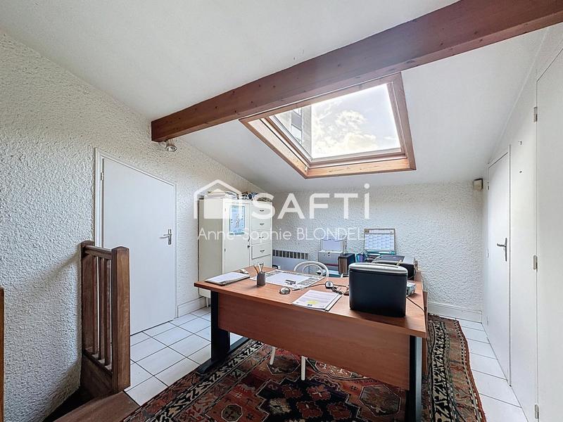 Maison - 200 m² - 5 pièces