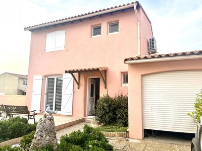 Maison - 97 m² - 4 pièces