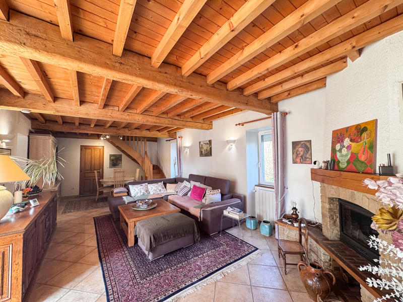 Maison - 223 m² - 8 pièces