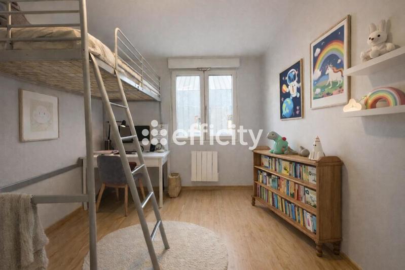 Appartement - 101 m² - 4 pièces