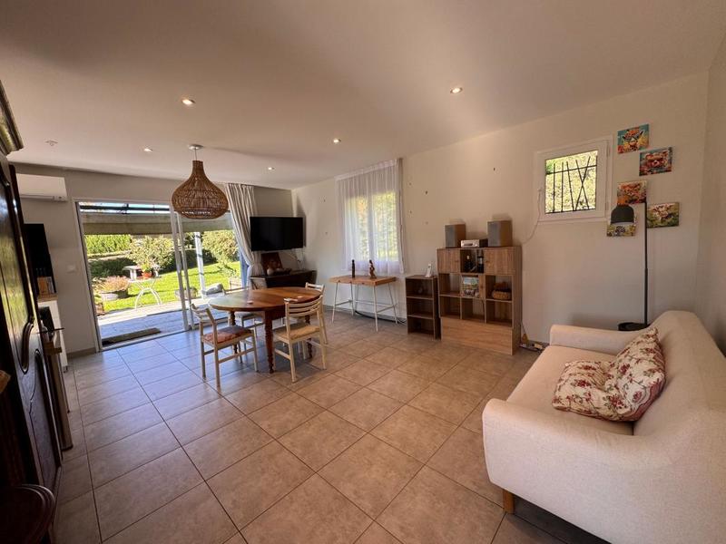 Maison - 161 m² - 6 pièces