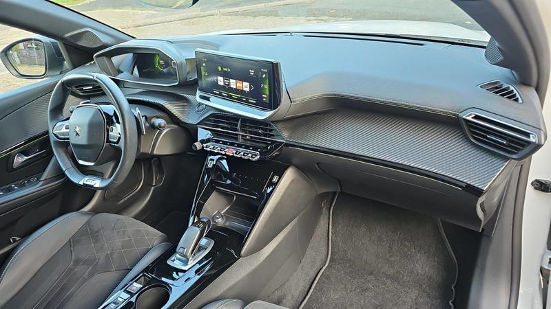 Peugeot 208 1.2 PureTech 130 Eat8 Gt - Automatique Entretien constructeur