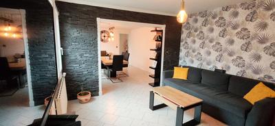 Maison - 140 m² - 8 pièces