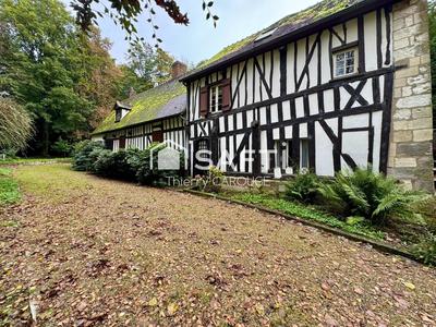 Maison - 248 m² - 9 pièces