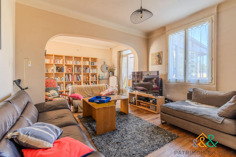 Maison traditionnelle - 150 m² - 7 pièces