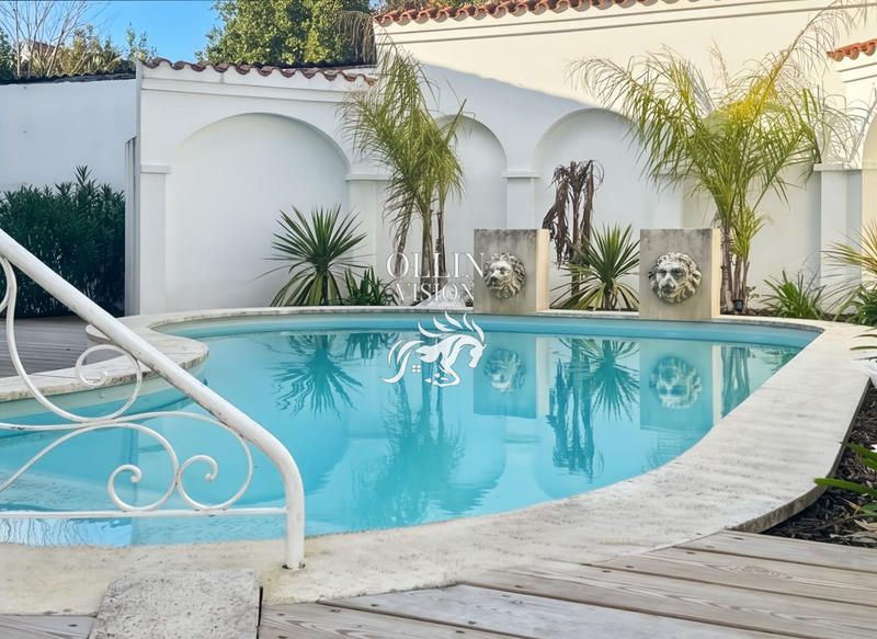 Villa - 180 m² - 7 pièces