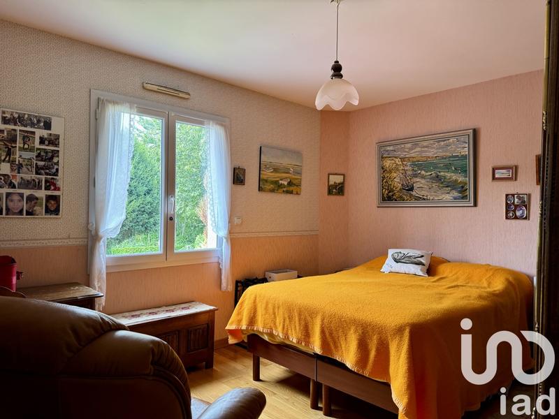 Maison - 210 m² - 7 pièces