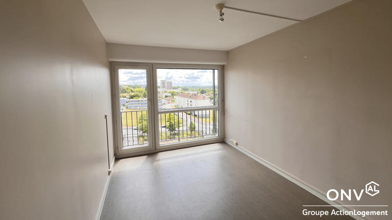 Appartement - 92 m² - 5 pièces