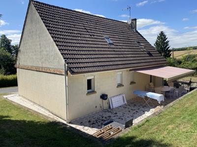 Maison - 101 m² - 5 pièces