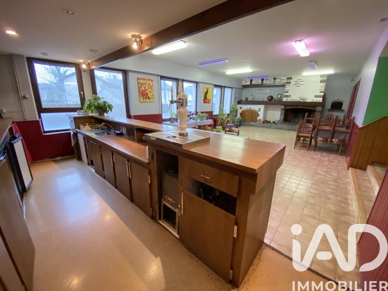 Maison - 476 m² - 9 pièces