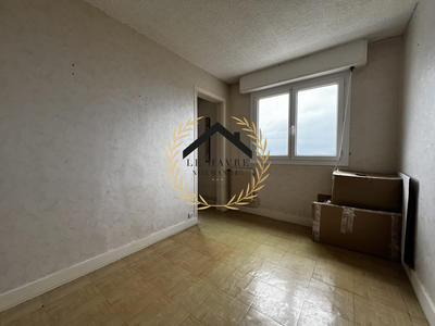 Appartement - 76 m² - 4 pièces