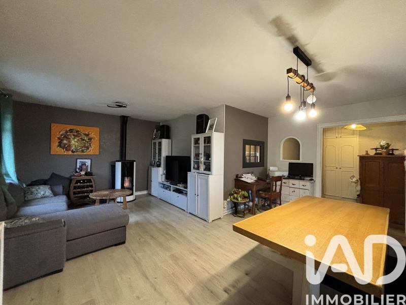 Maison - 104 m² - 6 pièces