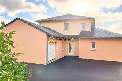 Maison - 135 m² - 7 pièces