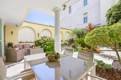 Maison - 152 m² - 6 pièces