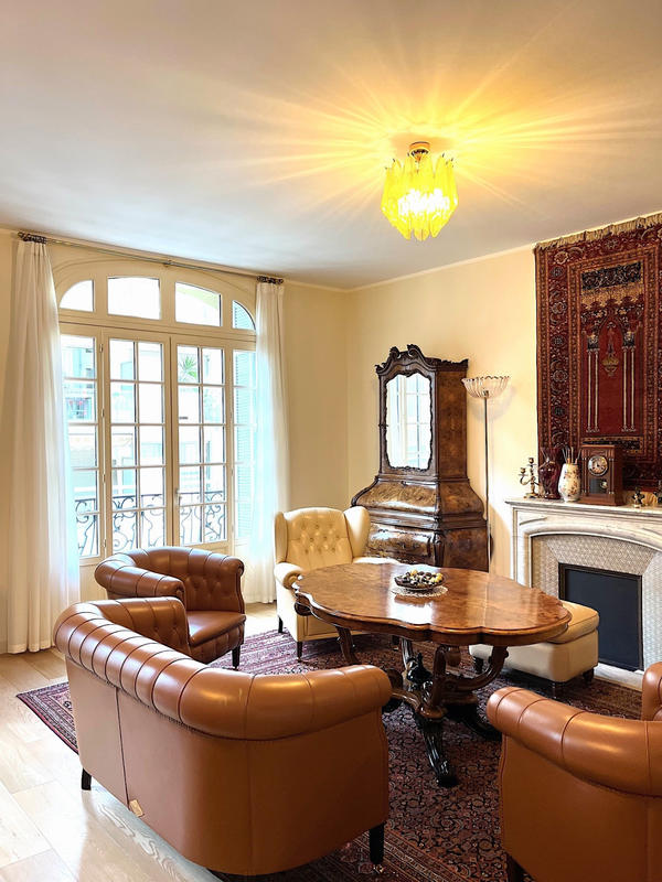 Appartement - 93 m² - 3 pièces