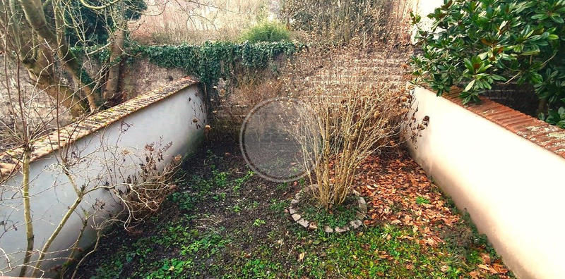 Local commercial - 118 m² - 4 pièces