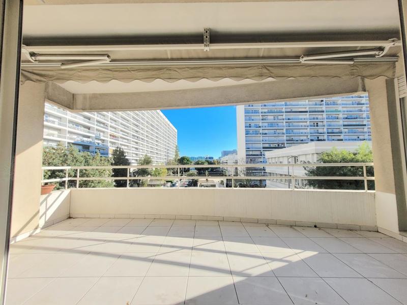 Appartement - 93 m² - 4 pièces