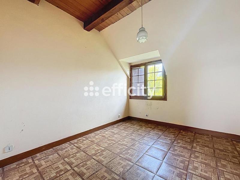 Maison - 165 m² - 10 pièces