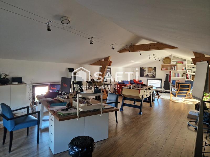 Maison - 172 m² - 4 pièces