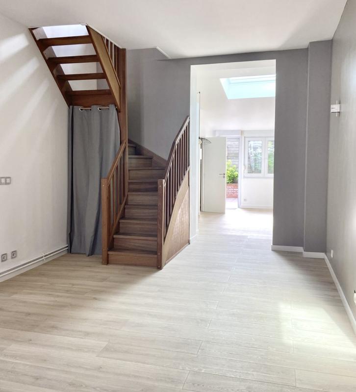 Maison - 90 m² - 3 pièces