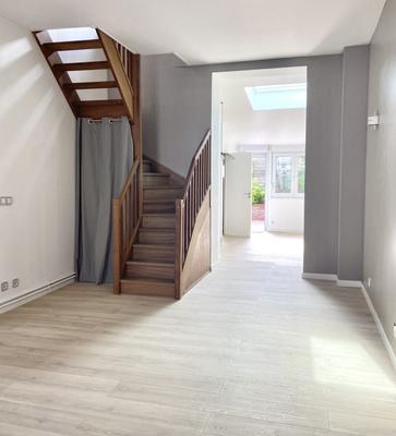 Maison - 90 m² - 3 pièces