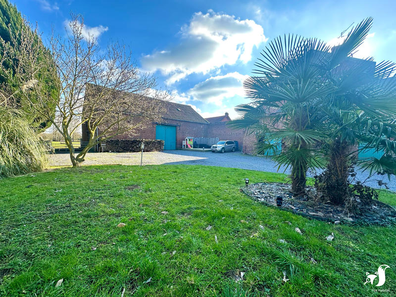 Maison - 210 m² - 6 pièces