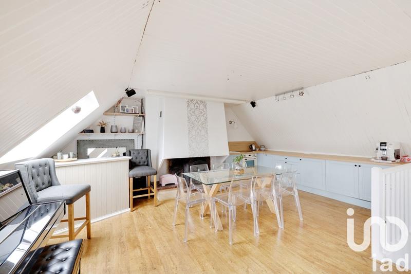 Maison - 187 m² - 8 pièces