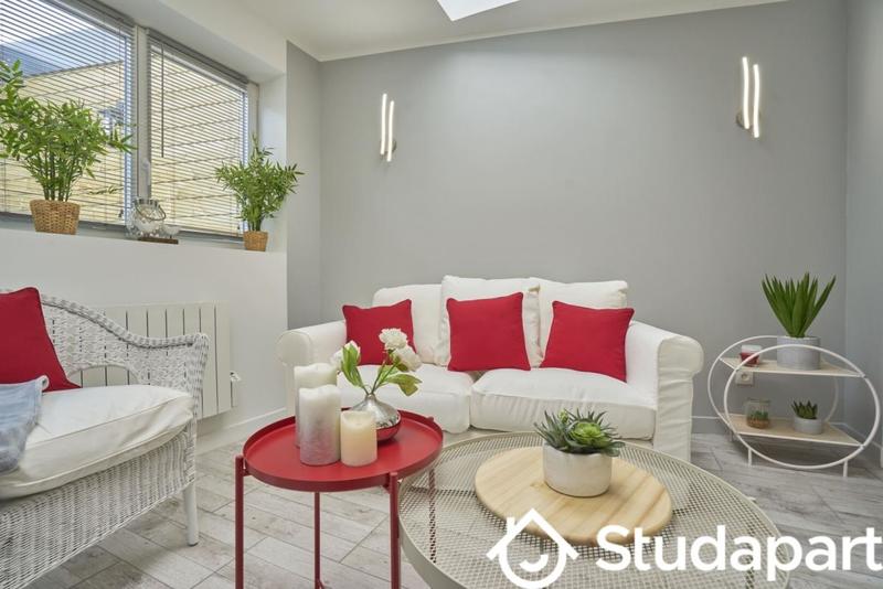 Chambre - 12 m² - 1 pièce