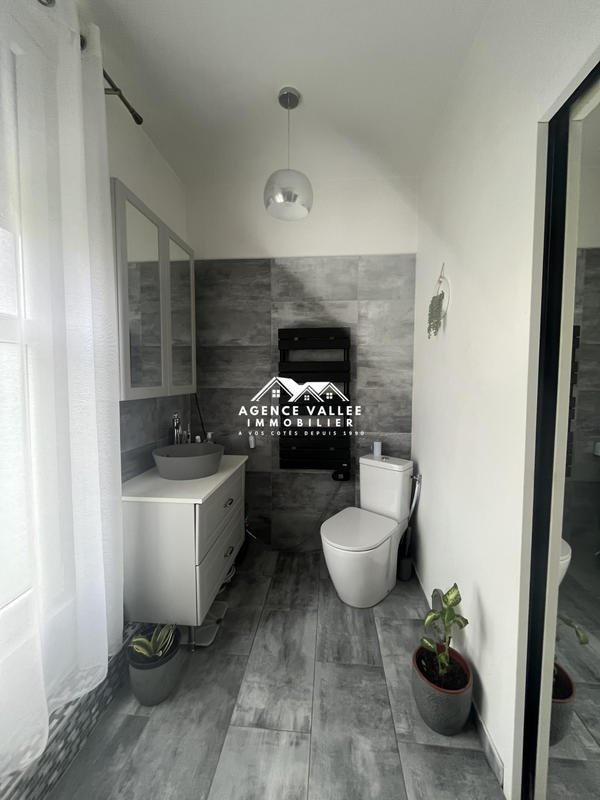 Maison - 100 m² - 5 pièces