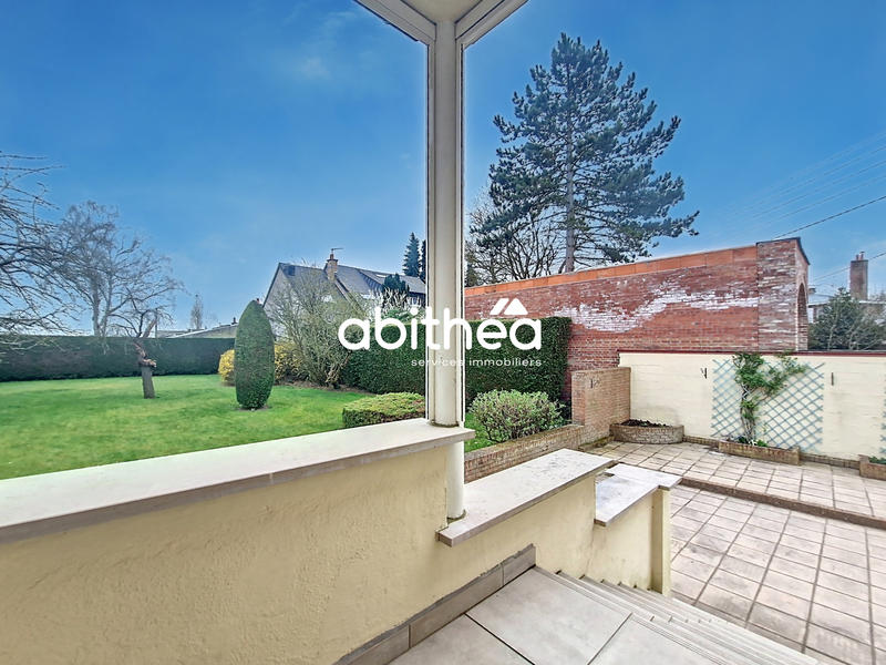 Maison - 170 m² - 8 pièces