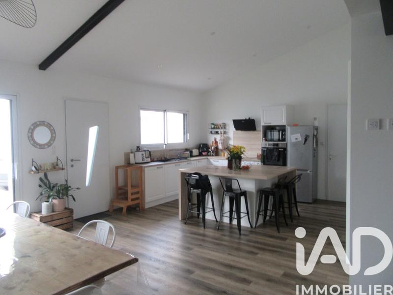 Maison - 174 m² - 6 pièces