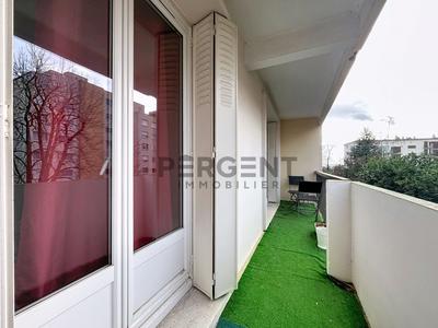 Appartement - 76 m² - 4 pièces