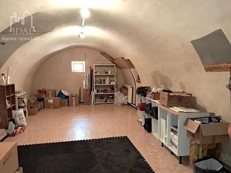 Maison - 149 m² - 9 pièces