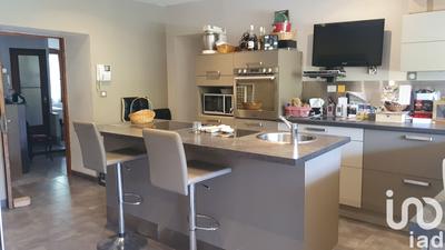 Maison de village - 250 m² - 8 pièces