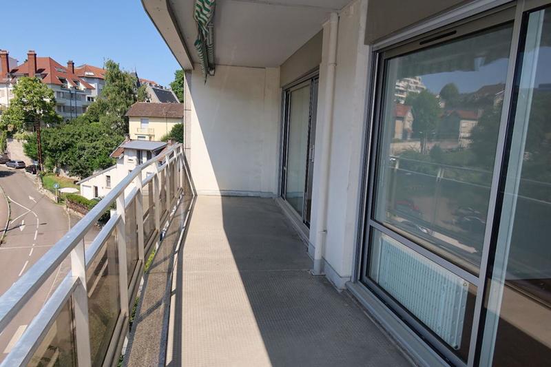 Appartement - 75 m² - 3 pièces