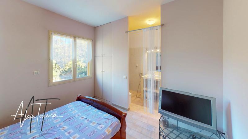 Maison - 308 m² - 8 pièces