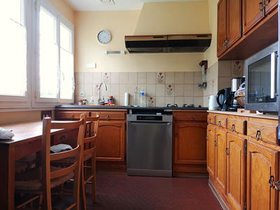 Maison - 155 m² - 9 pièces