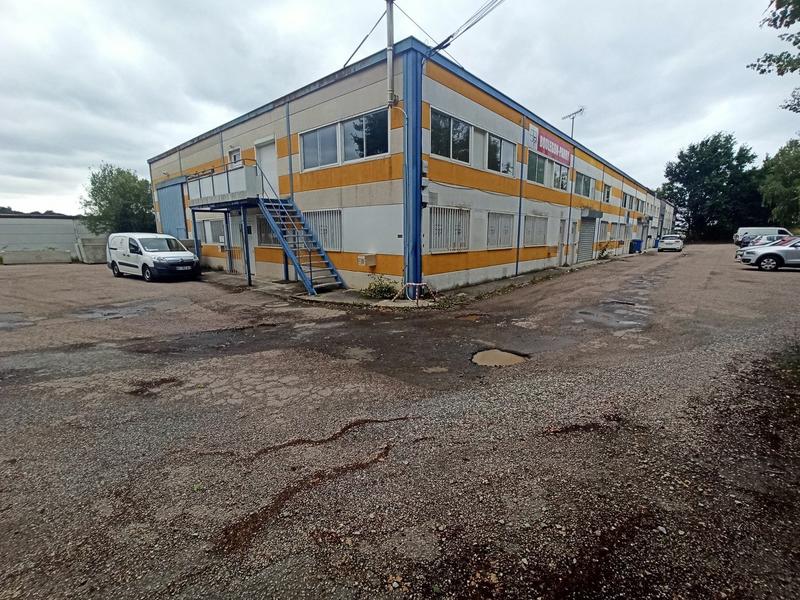 Local commercial - 212 m²