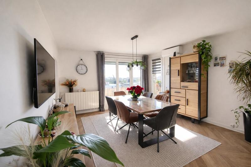 Appartement - 70 m² - 4 pièces