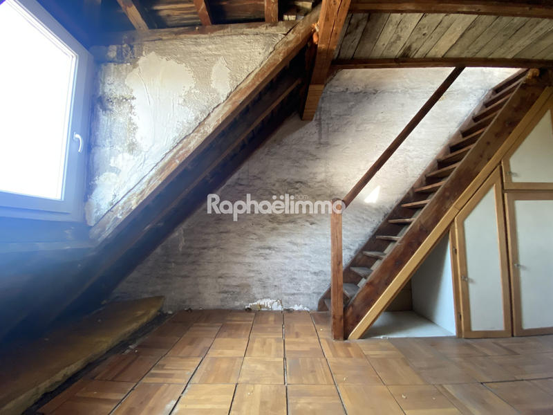 Maison - 137 m² - 5 pièces