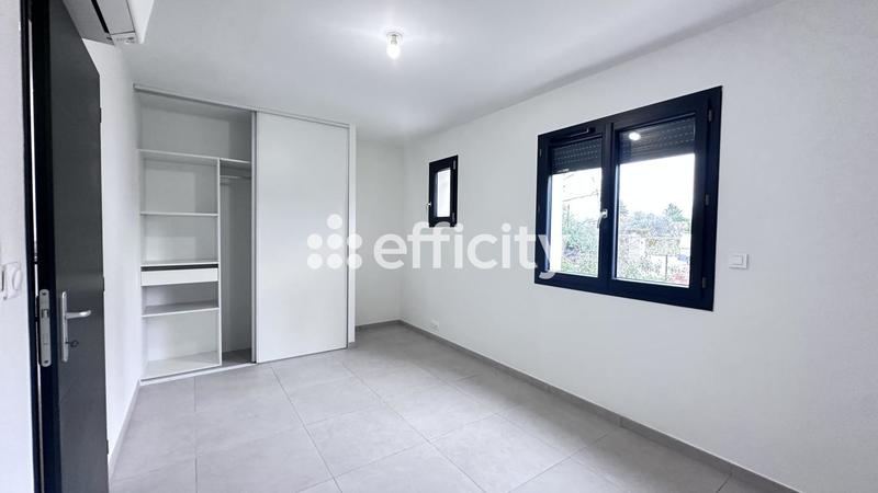 Pavillon - 100 m² - 4 pièces