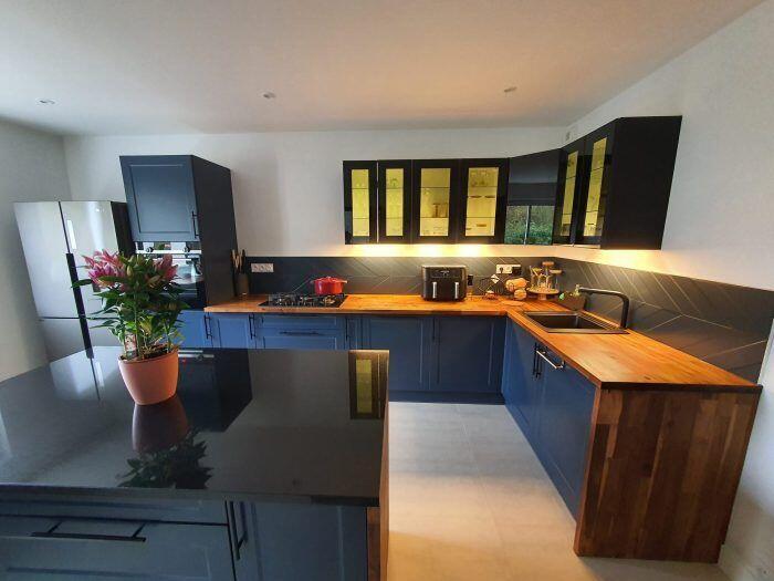 Maison - 280 m² - 6 pièces