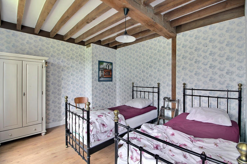 Demeure - 184 m² - 7 pièces