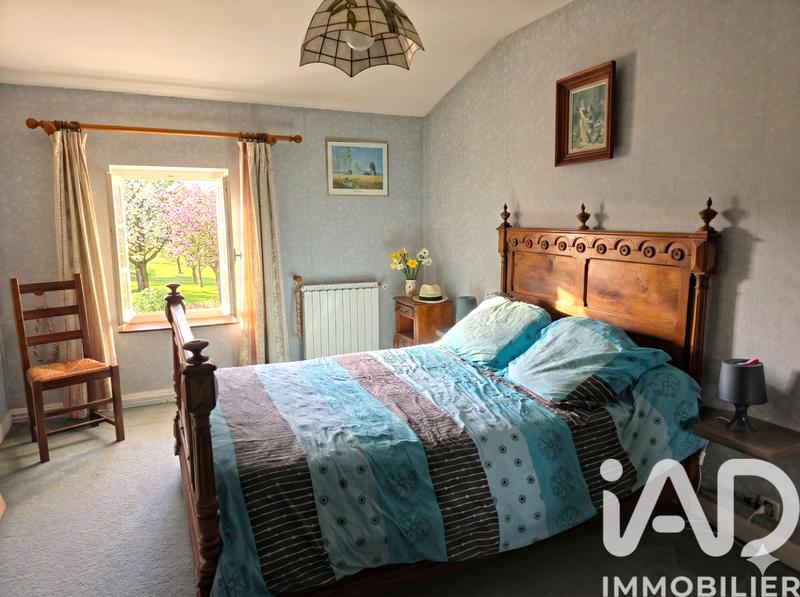 Maison - 200 m² - 7 pièces