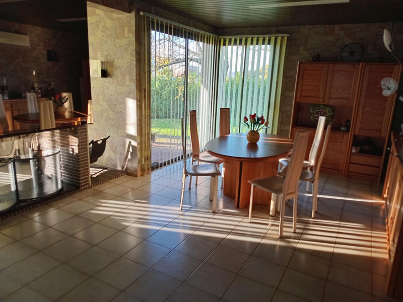 Maison - 177 m² - 8 pièces