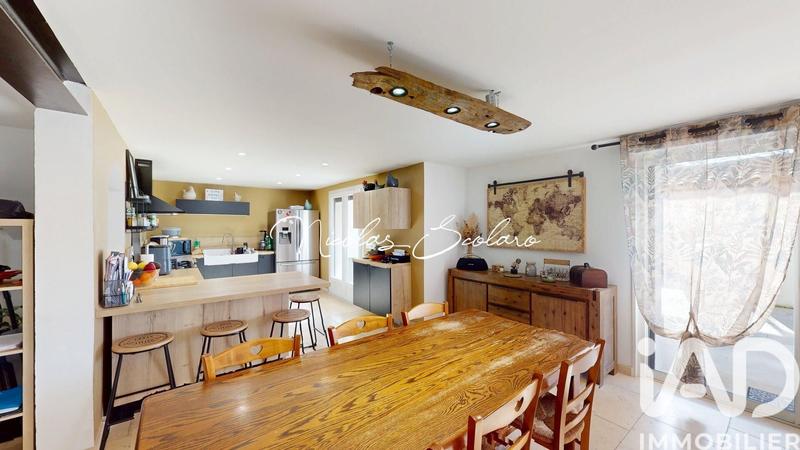 Maison - 145 m² - 6 pièces