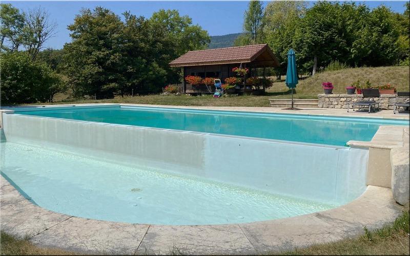 Corps de ferme - 161 m² - 8 pièces